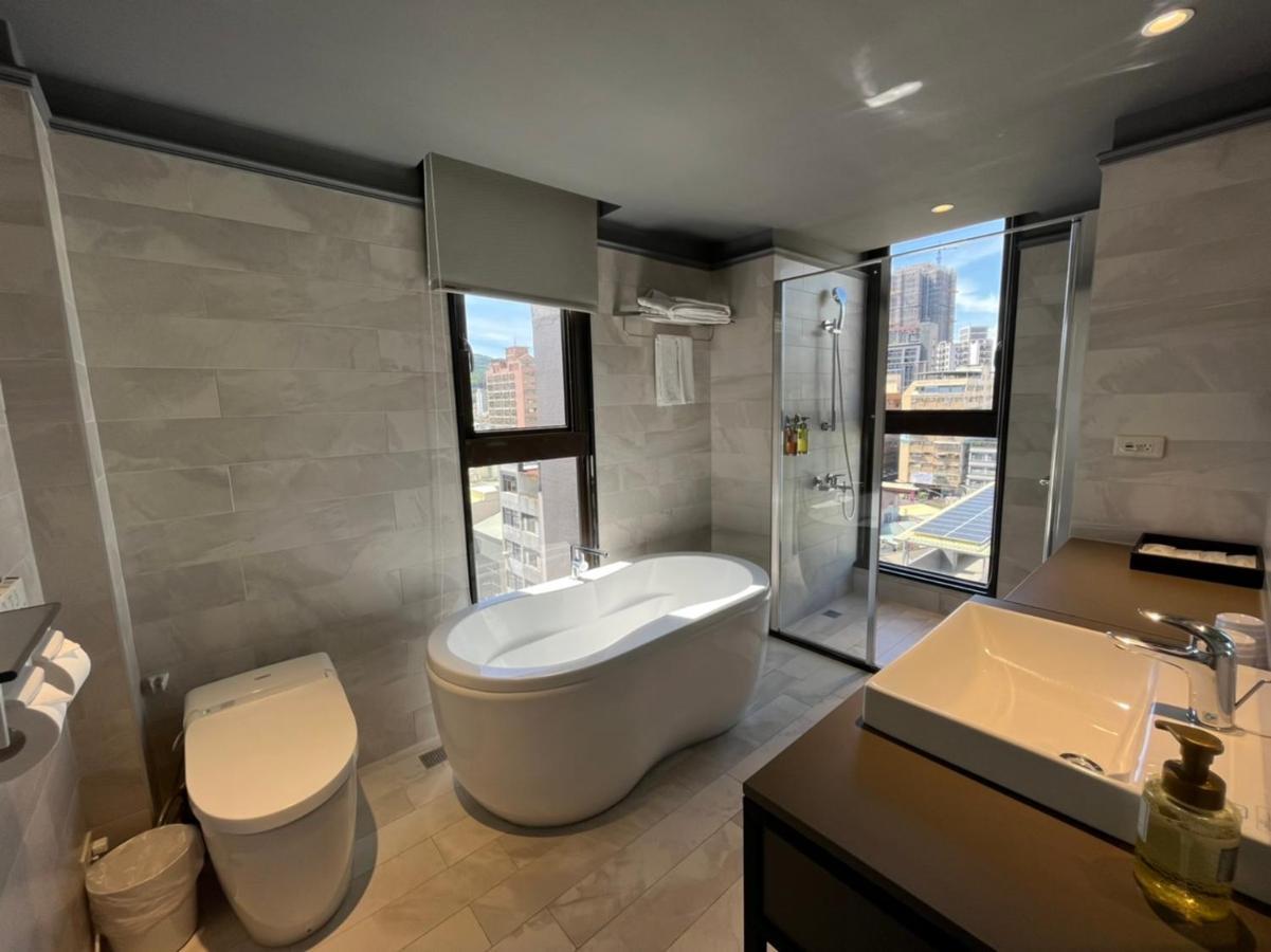 Q21 Hotel Гаосюн Экстерьер фото